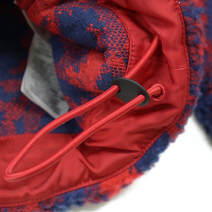 【新品同様】BURBERRY バーバリー ボアパーカー サイズ XS メンズ ローズ 薔薇 ジャガード フリース フーディー プルオーバー ロングスリーブ 長袖 レディース着用可 トップス レッド ブルー 赤 青 総柄 イタリア製 8077521 BURBERRY（バーバリー） 【新品同様】BURBERRY ボアパーカー XS メンズ