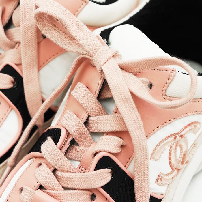 CHANEL（シャネル） 【極美品】CHANEL ローカットスニーカー 34