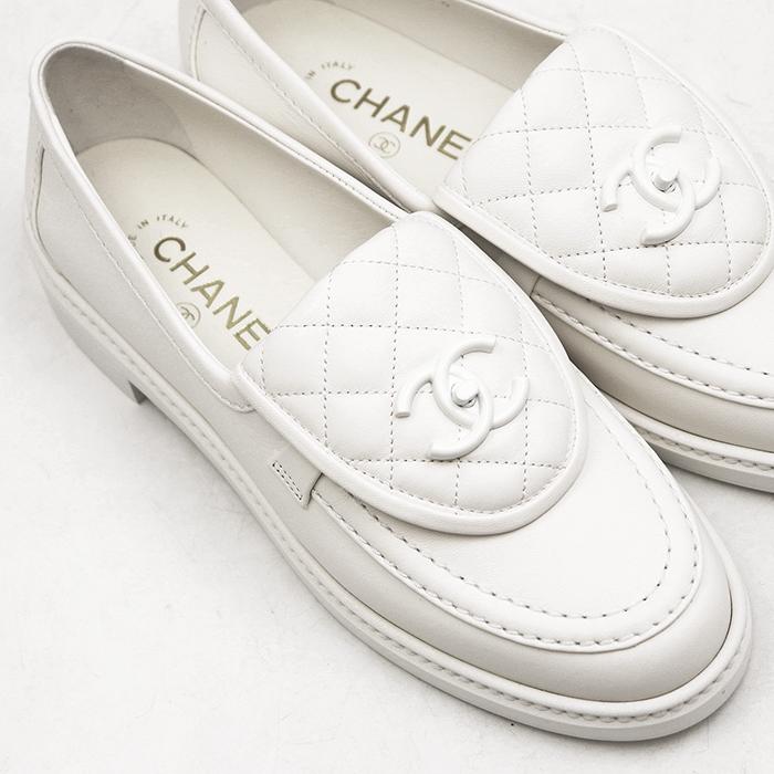 CHANEL（シャネル） 【新品同様】CHANEL レザーシューズ ローファー 38