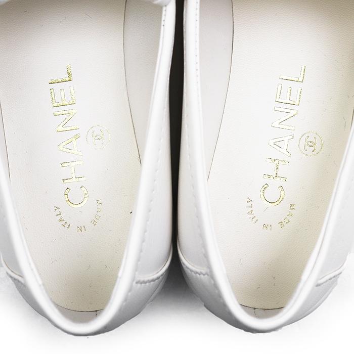 CHANEL（シャネル） 【新品同様】CHANEL レザーシューズ ローファー 38