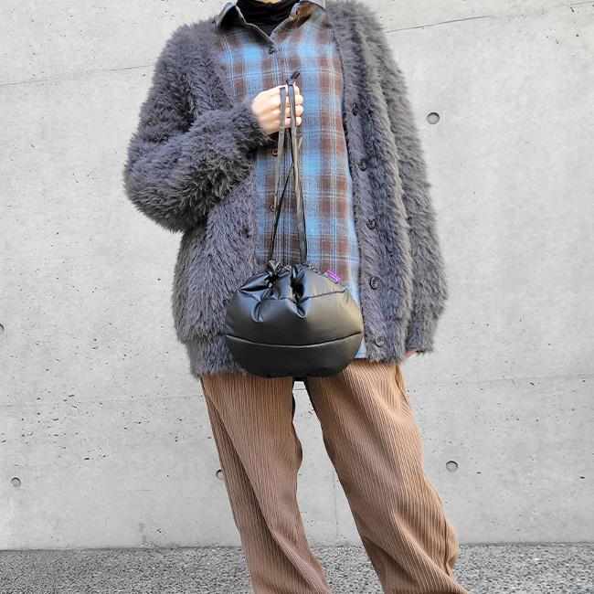 ザスリー the3 無地 撥水 もこもこ中綿バッグ 巾着バッグ ふわふわ