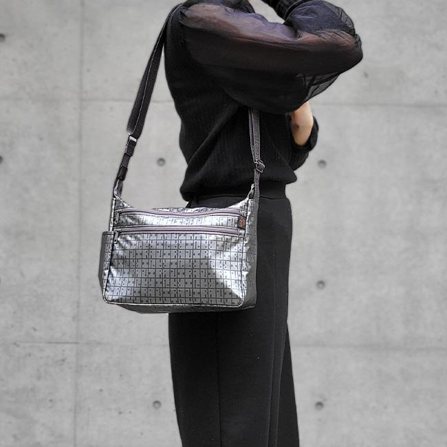 ヤマト屋 2way Wファスナー角ショルダーバッグ キキ2 T271 洗濯