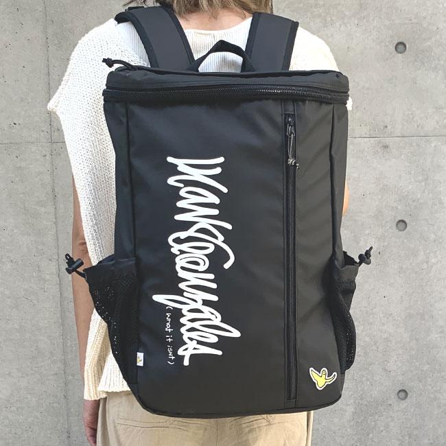 What it isNt)ART BY MARKGONZALES ワット イット イズント What it isNt)ART BY MARKGONZALES ワット イット イズント