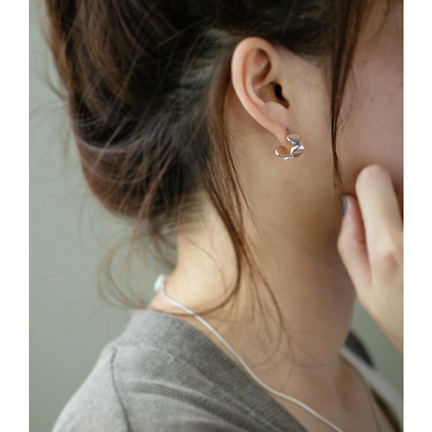 Ops. ピアス レディース フックピアス 両耳用 silver925 1万円 Ops. ピアス レディース フックピアス 両耳用 silver925 1万円