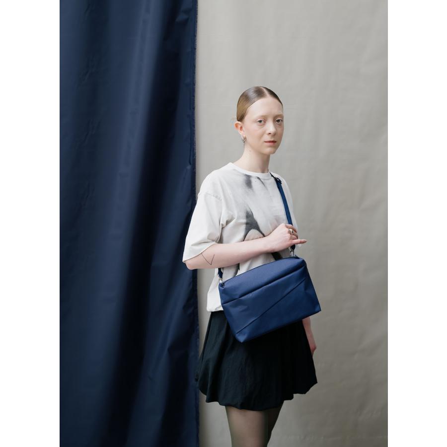 SUSAN BIJL（スーザンベル） The New Bum Bag Leftover Mono Navy M
