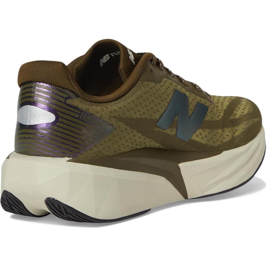New Balance（ニューバランス） New Balance FuelCell Rebel v5 メンズ