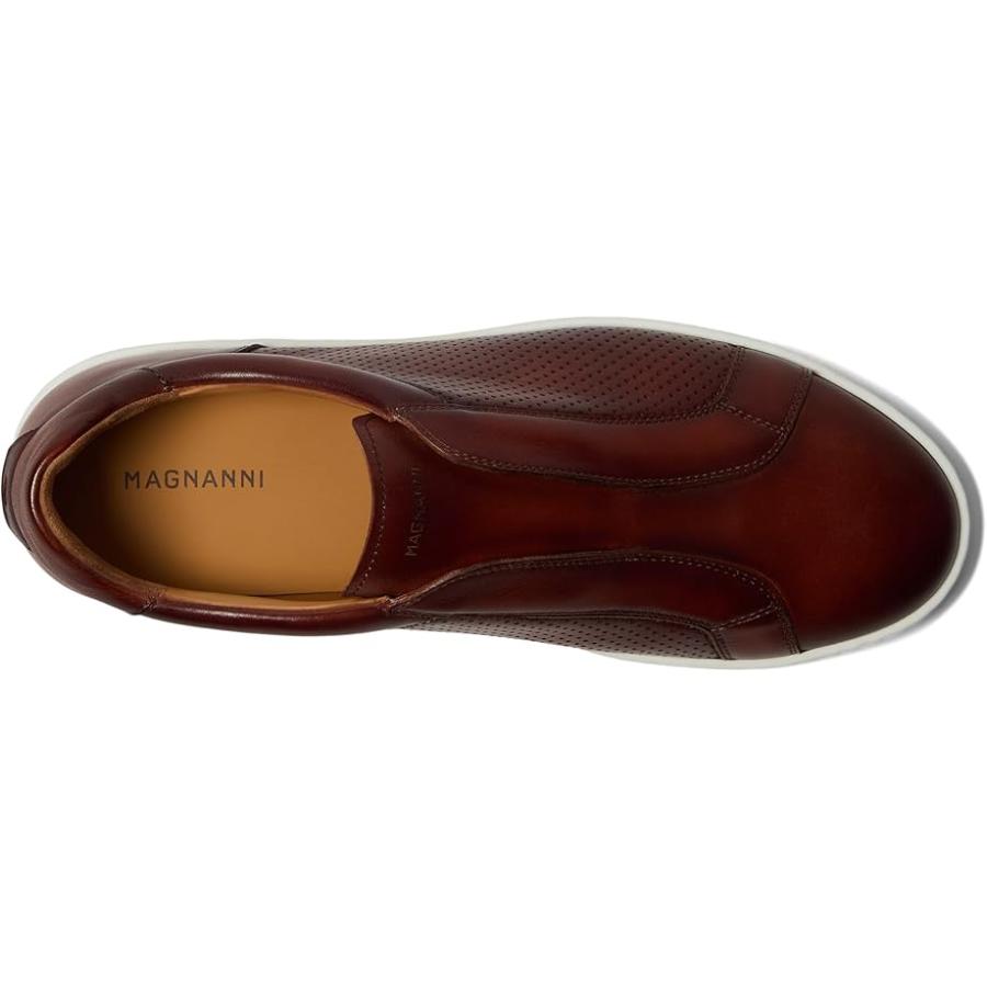 マグナーニ Magnanni Costa Slip Perf メンズ sneakers & athletic shoes Cognacの画像