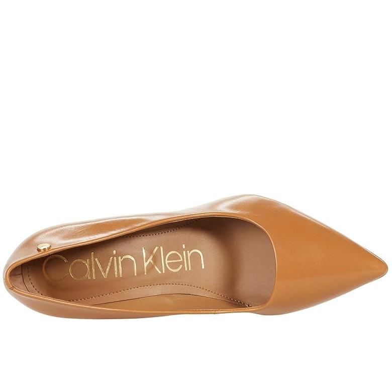 カルバン・クライン Calvin Klein Brady レディース ヒール パンプス Caramel_1