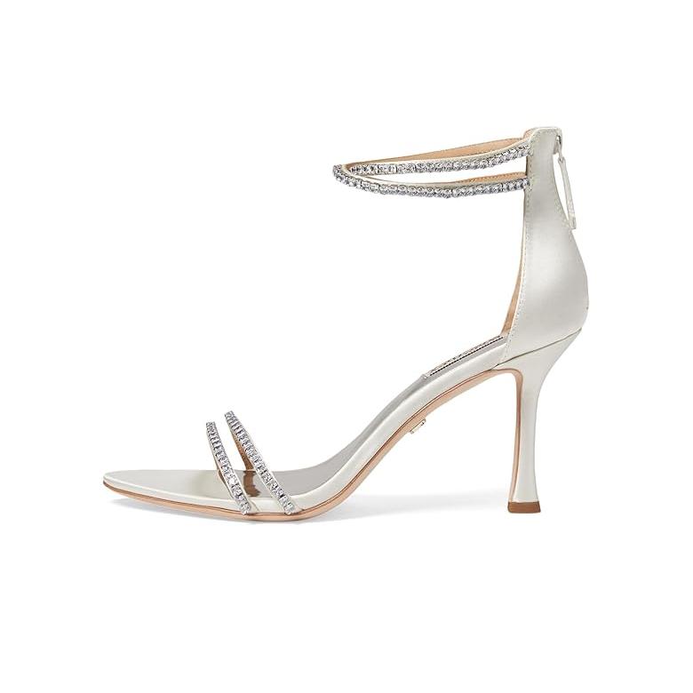 バッジェリー ミシュカ Badgley Mischka Logan レディース ヒール パンプス Soft White_3