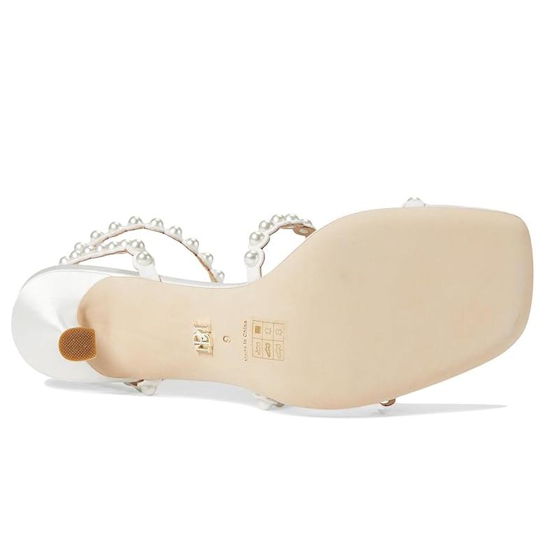 バッジェリー ミシュカ Badgley Mischka Camilia レディース ヒール