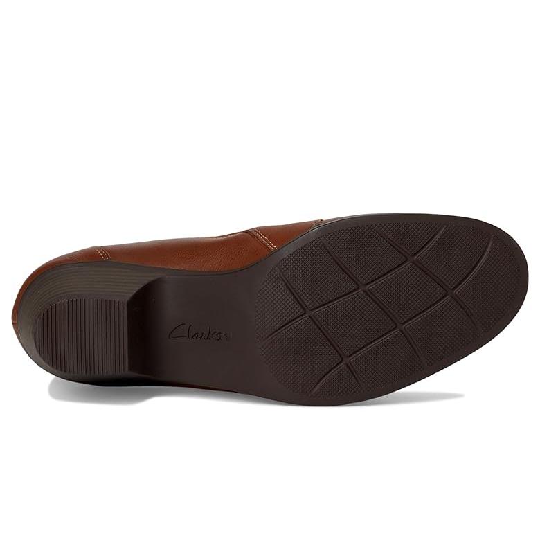 Clarks Collection Leather Shooties -Emily2 Braley on QVC | クラークス Clarks Emily 2 Braley レディース ヒール パンプス Tan レザー