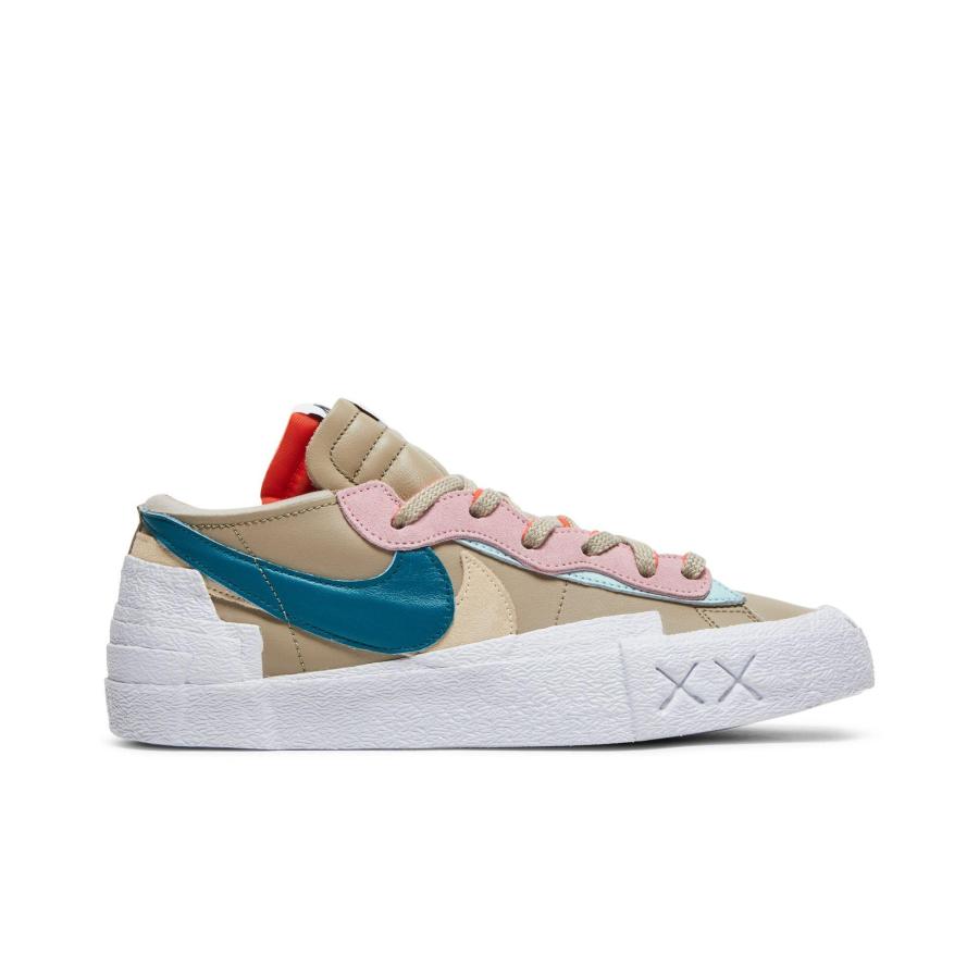 NIKE（ナイキ） DM7901-200 KAWS x sacai x Nike ブレーザー Low 'Reed
