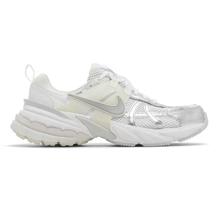 NIKE（ナイキ） FD0736-104 Nike V2K Run 