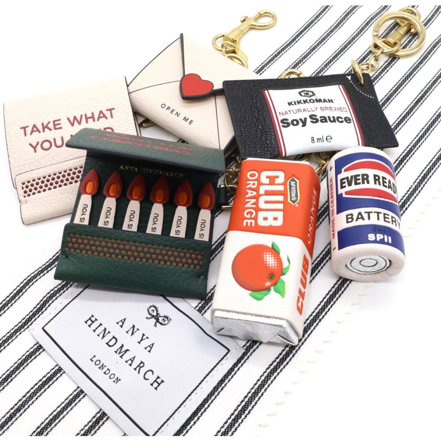 アニヤ・ハインドマーチ　バッグチャーム　　マッチ型 ANYA HINDMARCH（アニヤ・ハインドマーチ） クリスマス マッチ型