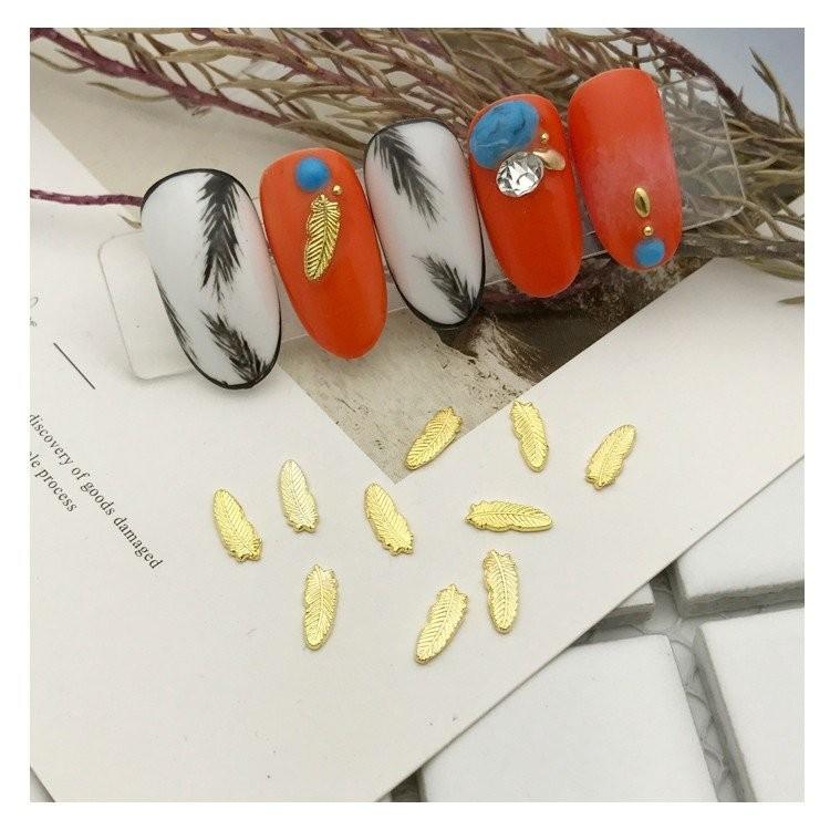 単品 メタルパーツ フェザー ゴールド シルバー ネイルパーツ スタッズ 夏 ネイル用品 GOLD アートパーツ アート パーツ デコ素材 |  | 02