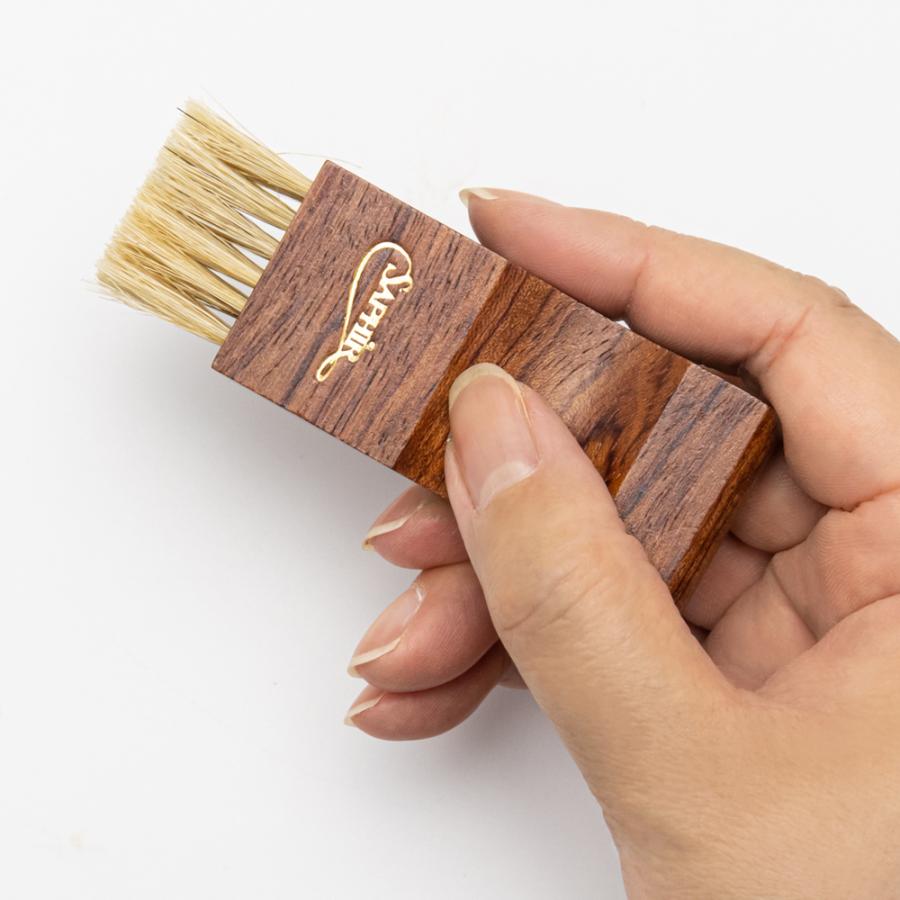 Saphir Noir（サフィール ノワール） 靴クリーム 塗布用ブラシ