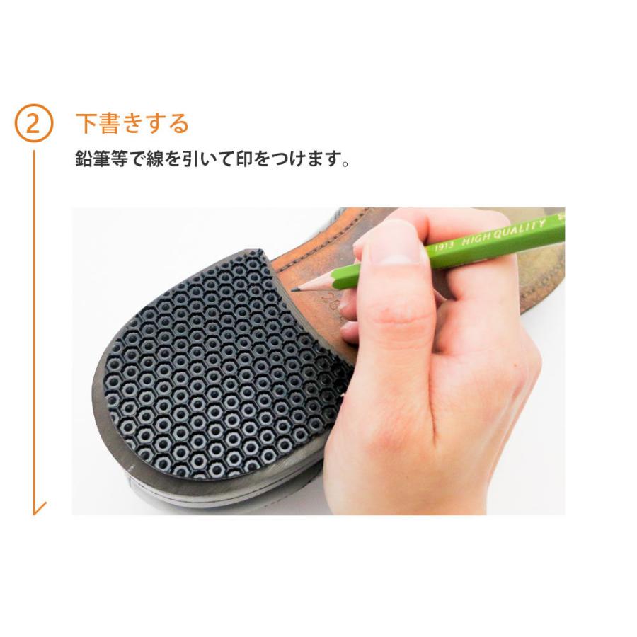 Sole Kit ソールキット スリップ対策 Na柄 黒 かかと用 メンズ レディース 靴底に貼る滑り止め 靴裏の滑り止め 貼り付け シール 靴用 雨 雪靴 靴裏修理キット オレンジヒール 通販 Yahoo ショッピング