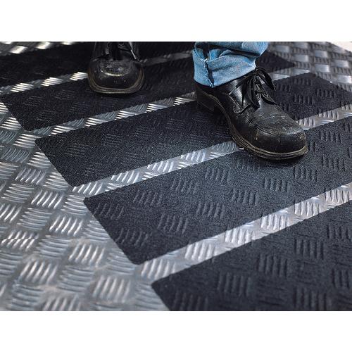【SALE価格】3M セーフティ・ウォーク タイプA 100mmX5m 黒 ( A BLA 100X5 ) スリーエム ジャパン(株)コマーシャルケア販売部 |  | 07