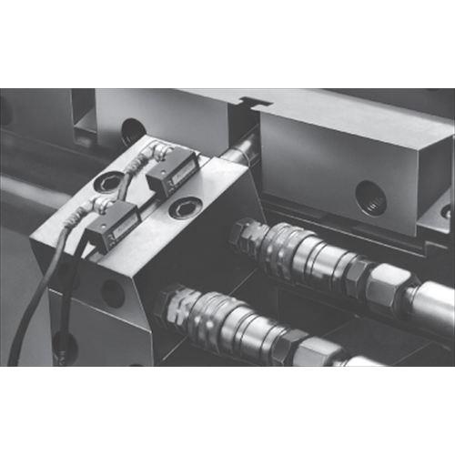 ROEMHELD 油圧シリンダー ブロック・シリンダー ストローク 100mm ピストン径50 ( 1546519 ) ロームヘルド・ハルダー(株) (メーカー取寄) |  | 01