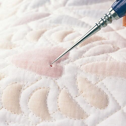 CLOVER ボールポイント目打 ( 57-876 ) |  | 02