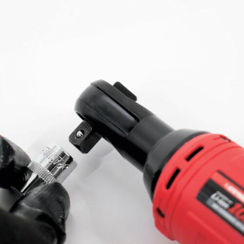 アストロプロダクツ AP DC10.8V 充電式 3/8DR ラチェットレンチ  ( 2005000007996 ) (株)ワールドツール |  | 02