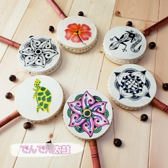 でんでん太鼓 大 バリ楽器 おもちゃ 打楽器 アジアン バリ 子供玩具 ヤモリ ハイビスカス 曼陀羅 カメ Orangutan オランウータン 通販 Yahoo ショッピング