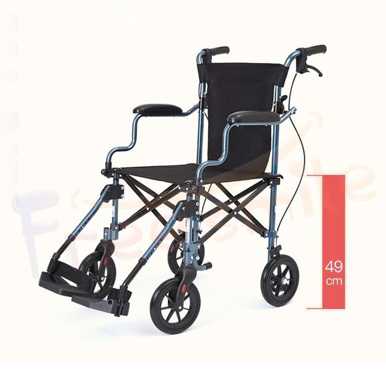 送料無料 車椅子 介助式 折りたたみ 車いす 車椅子 省スペース 小型 超軽量 高級 コンパクト 折りたた車椅子 便利 機内に持ち運び可 錆しない 持ち運び便利 【VQL7539814458】(27089円)