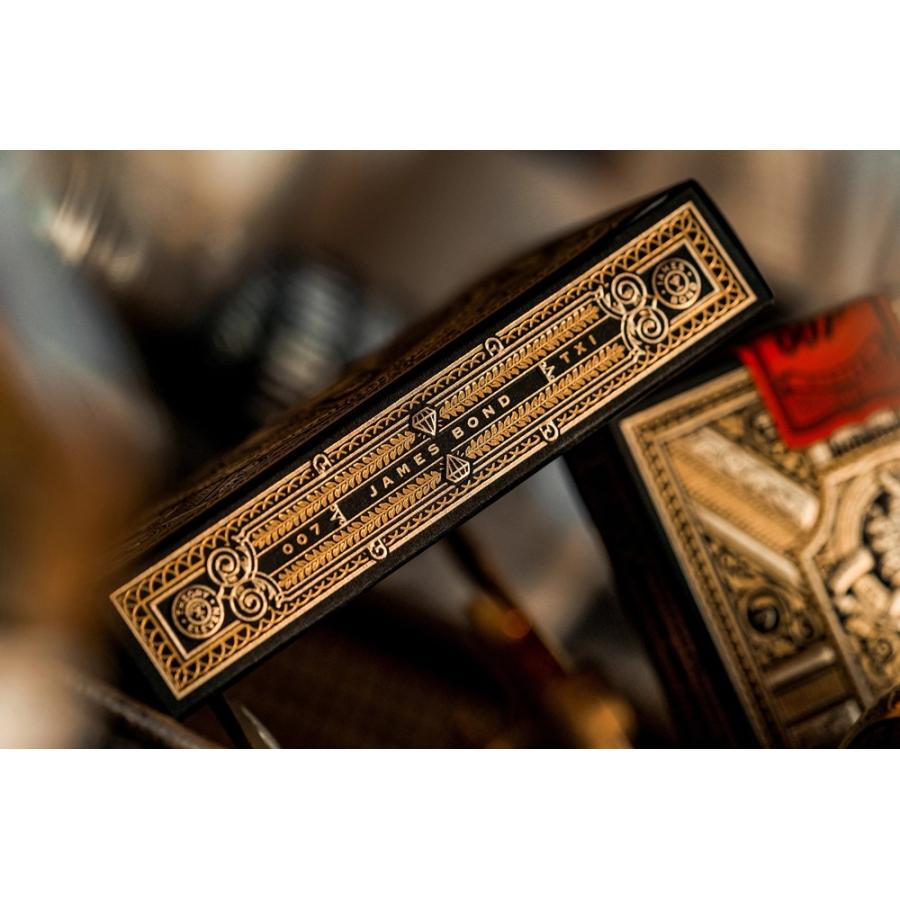 Theory11 ジェームズ・ボンド トランプ 007 プレミアム プレイング カード 紙 高級 高品質キャラクター 映画 公式 ライセンス品 セオリー11 |  | 06
