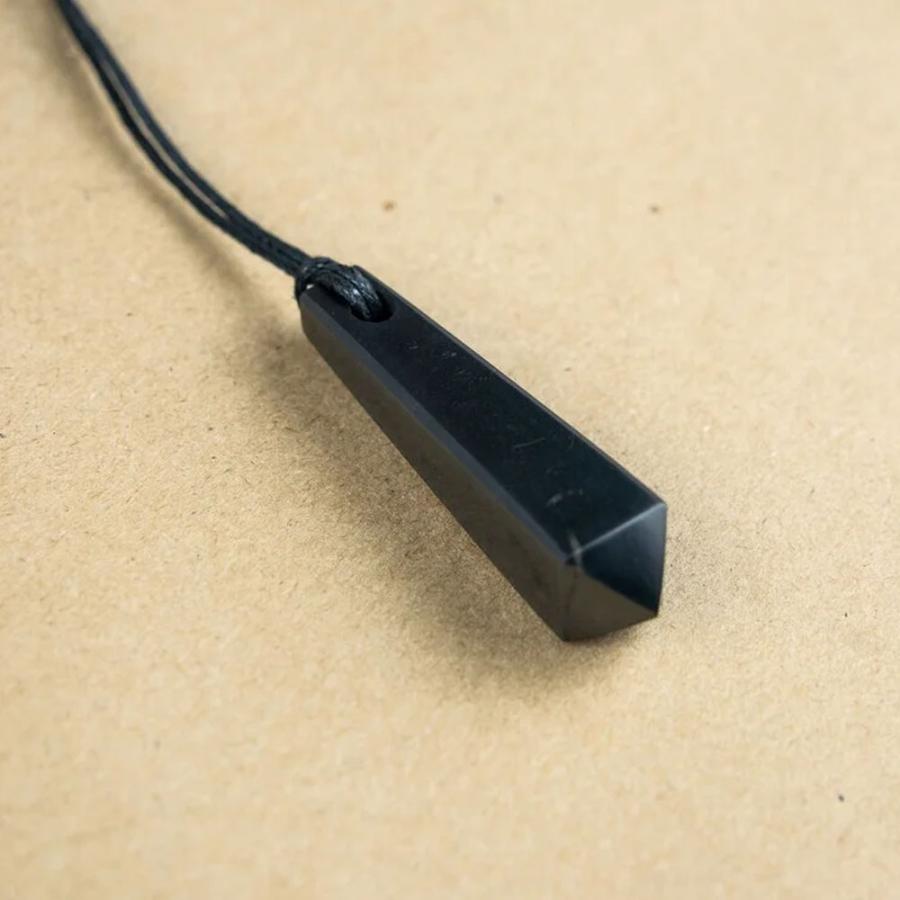 シュンガイト ペンダント ペンデュラム PE03 ネックレス ダウジング 振り子占い ロシア カレリア共和国産 シュンガ石 水 ブレスレット さざれ石 電磁波 |  | 03