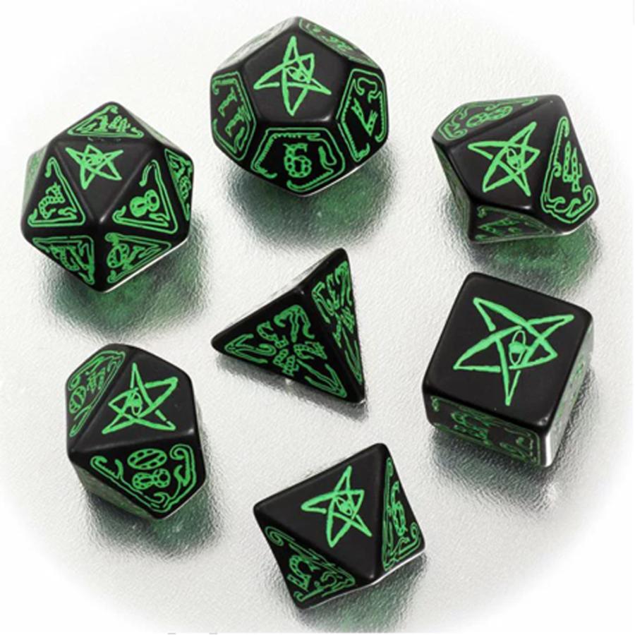 Q-WORKSHOP コールオブクトゥルフ オフィシャル ダイス 7個セットブラック & グリーン クトゥルフ神話 TRPG クトゥルフの呼び声 公式 ライセンスさいころ |  | 01