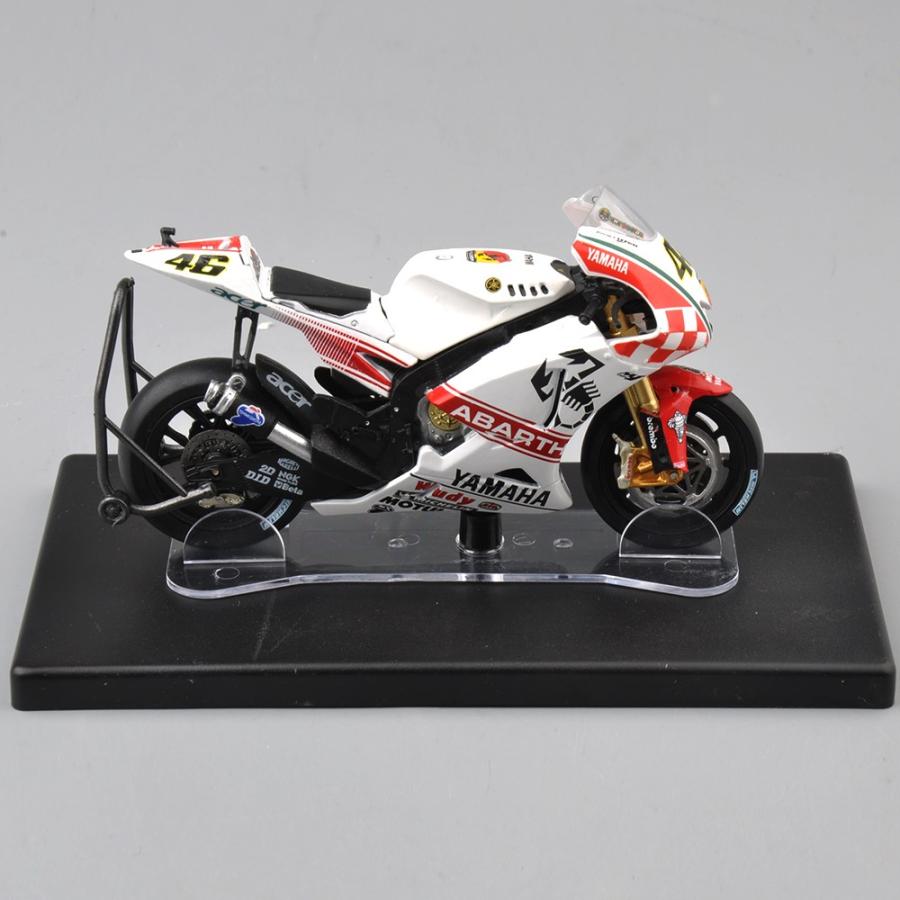 ixo MODELS 1:18 YAMAHA YZR-M1 No.46 Valentino ROSSI Moto GP