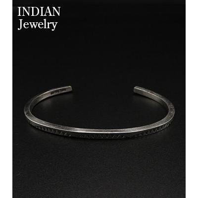 NAVAJO（ナバホ） INDIAN JEWELRY ナバホ族 エレイン・タへ スクエア