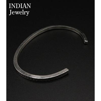 NAVAJO（ナバホ） INDIAN JEWELRY ナバホ族 エレイン・タへ スクエア
