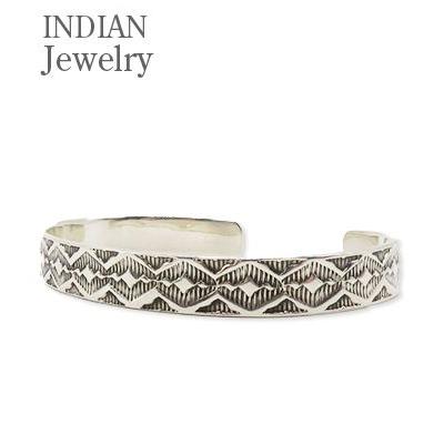 NAVAJO（ナバホ） INDIAN JEWELRY ナバホ族 スタンプワーク シルバー