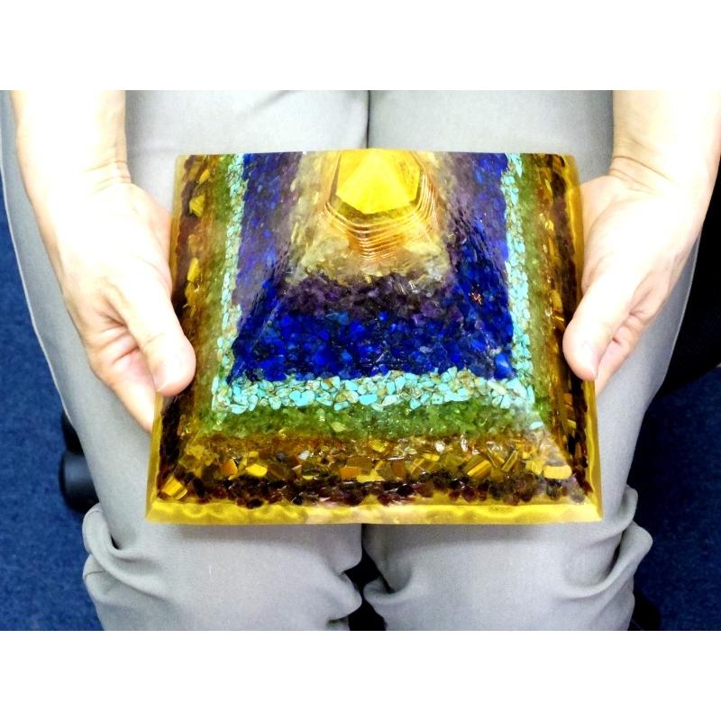 オルゴナイト プラス 巨大ピラミッド pd1 (約18.5cm_約2800g _純金含)　(パワーストーン 製品) |  | 05