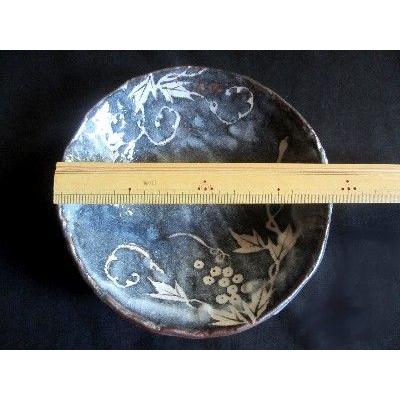 中鉢】 玉山窯 監修 玉置保夫 鼠志野 葡萄文 丸鉢 (1鉢) G-119 : 織部