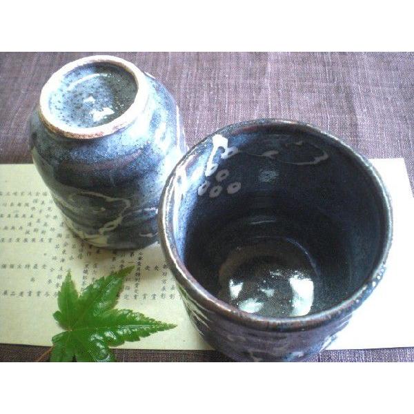湯呑み 鼠志野 葡萄文 組湯呑み (桐箱入) 玉山窯 玉置保夫(監修 湯呑み 鼠志野 葡萄文 組湯呑み (桐箱入) 玉山窯 玉置保夫(監修