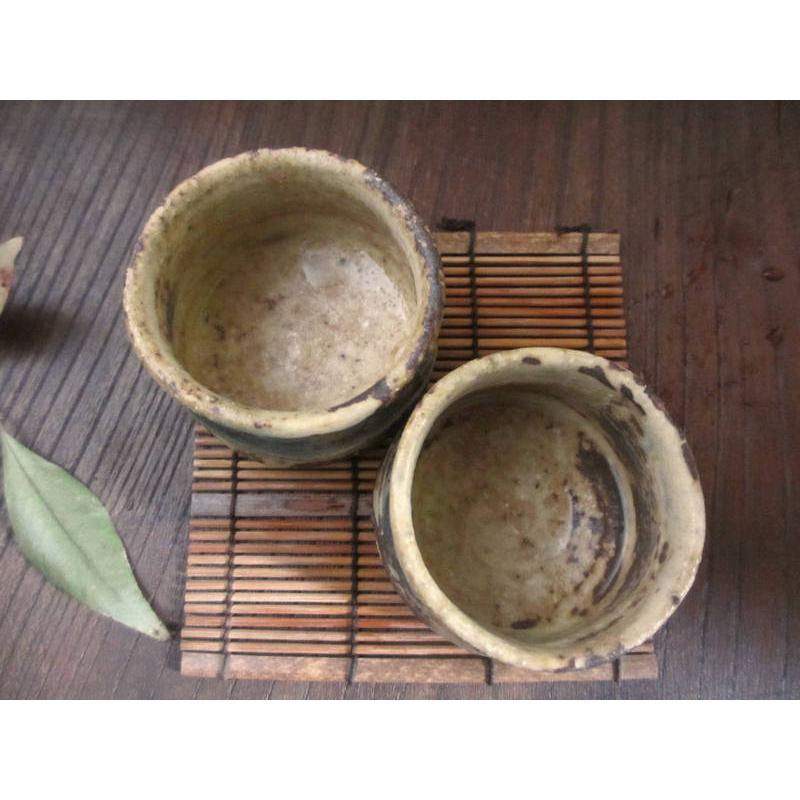 酒器 ぐい呑み 黄瀬戸 冷酒注ぎ揃い (貼箱入) 浜田純理 HA-250 酒器 ぐい呑み 黄瀬戸 冷酒注ぎ揃い (貼箱入) 浜田純理 HA-250