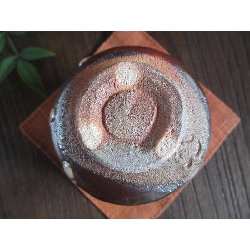 ぐい呑み 梅花皮 鼠志野 ぐい呑 (穴窯) (共箱) 康元窯 佐藤 ぐい呑み 梅花皮 鼠志野 ぐい呑 (穴窯) (共箱) 康元窯 佐藤