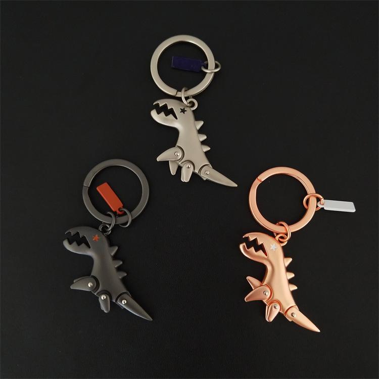 ソウルキャリバー　かっこいいキーホルダー【非売品】 ダブルリング バッグチャーム 恐竜 怪獣 キーリング カラビナ