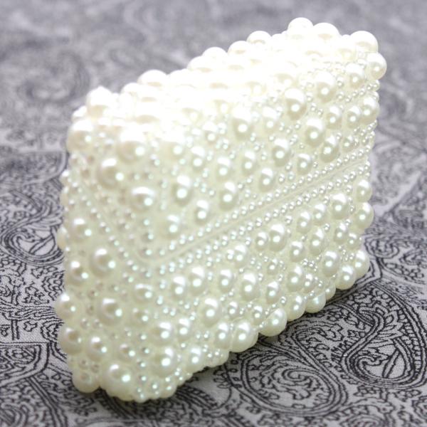 ハンドメイド　IQOS イルマ電子タバコケース　ホワイト　白　花　王冠　ガーリー アイコス テリアケース TEREA テリア SENTIA センティア 加熱式タバコ