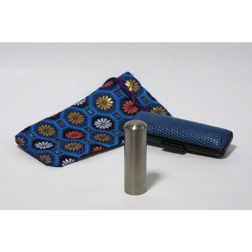 最終手仕上げチタン印鑑