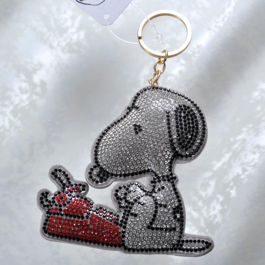 母の日 お返し 名入れ スヌーピー キラキララインストーン ｓｎｏｏｐｙ チャーム キーリング オリジナルプレートセット Snp Kh Rm 名入れのギフトハートangelic 通販 Yahoo ショッピング
