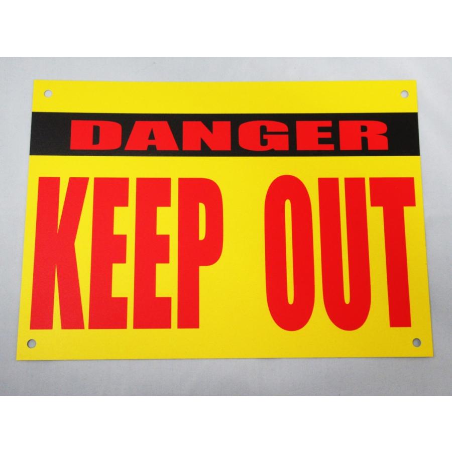 Keep Out 入るな危険 立入禁止 看板サインプレート プラ看板 関係者以外立入禁止 英語表記 防犯 セキュリティ対策 表示板 案内板 プレート看板 Ama325 オリジナル アート関連グッズ専門 通販 Yahoo ショッピング