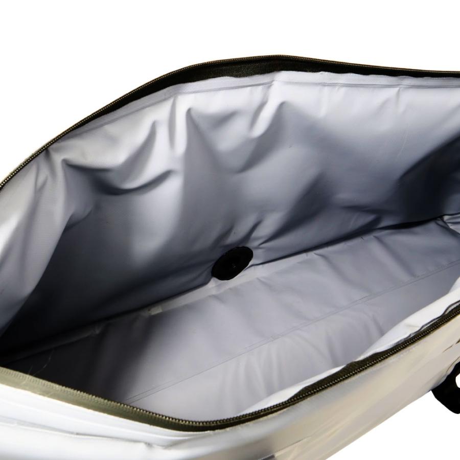 おり釣具 フルロック 止水ファスナー青物保冷バッグ 100×40×25 (ori 