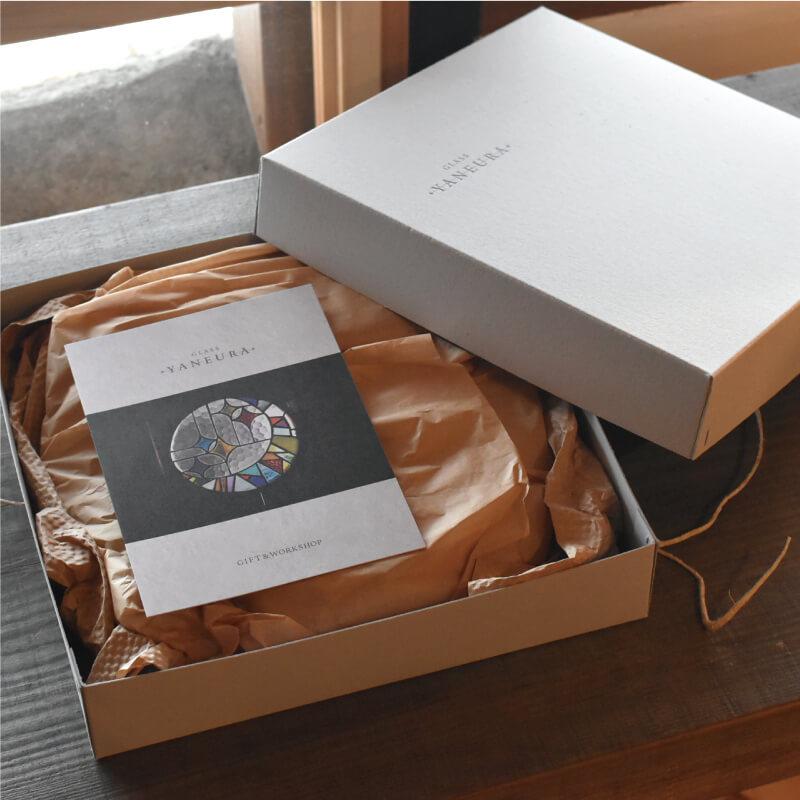 ガラスの小皿2枚組 |  | 04