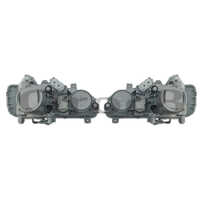UD クオン ヘッドライト 純正風 日産 左右セット バルブ無し UD クオン ヘッドライト 純正風 日産 左右セット バルブ無し