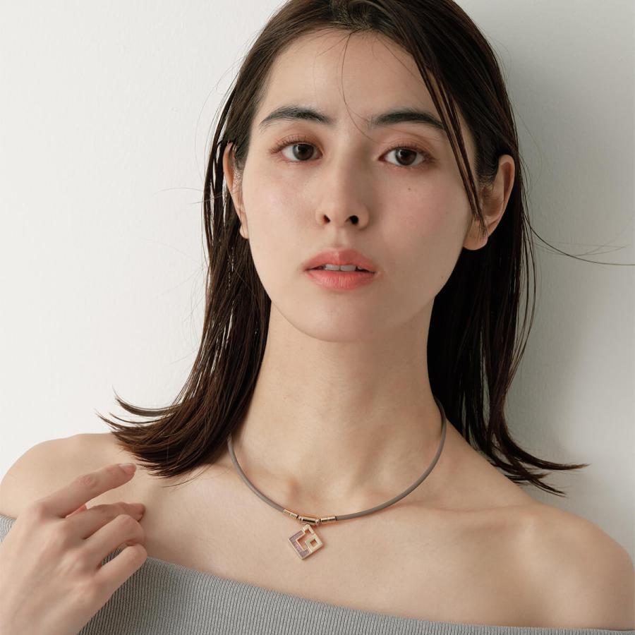 コラントッテ TAOネックレス スリム AURA mini ブラックラメ