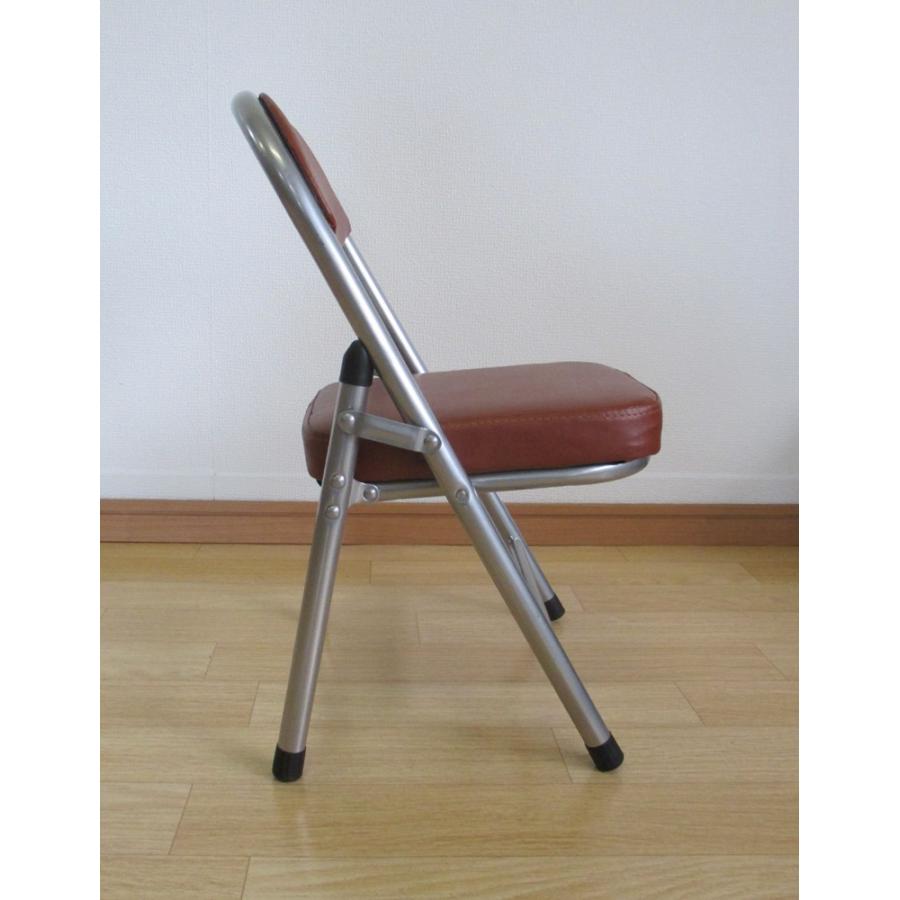 折りたたみ ミニパイプ椅子 ローチェア 背もたれ付き フォールディングチェア キッズチェア 子供用パイプ椅子 クッション  ブラウン oｒ-018ｂｒ｜orosiya｜02