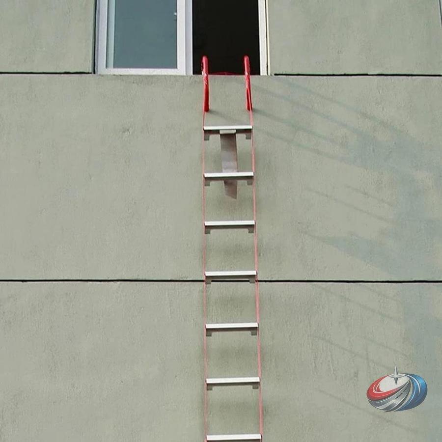 避難はしご ロープはしご 救助用 防災用 コンパクト  滑り止め 耐荷重450kg 非常用の備えに 壁面作業の足場にも活躍する安全縄梯子の画像